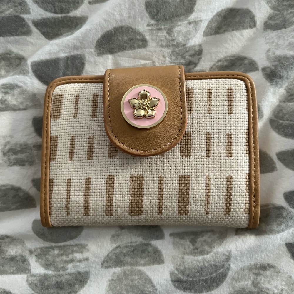 Spartina 449 Crossbody & Wallet - Picture 6 of 8